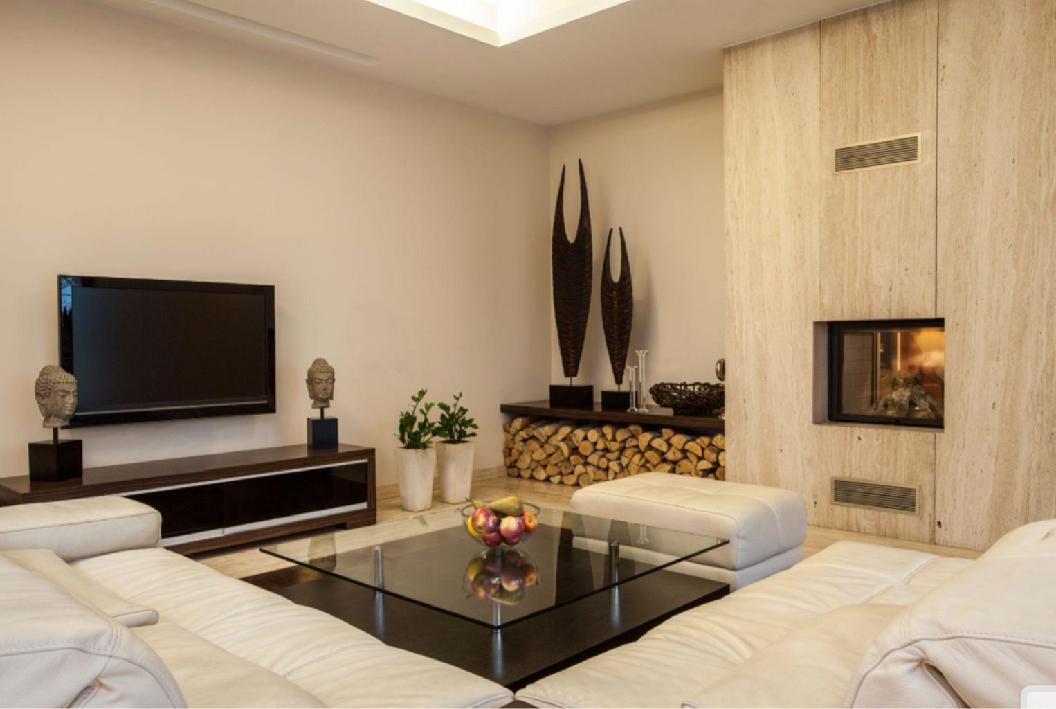 Polyclay-Travertine-for-Modern-Interiors-Exteriors